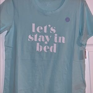 Gap tee size Small